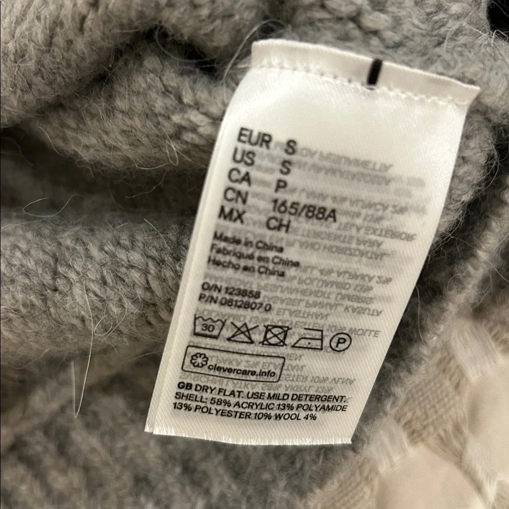 H&M cropped and boxy sweater - Picture 4 of 5